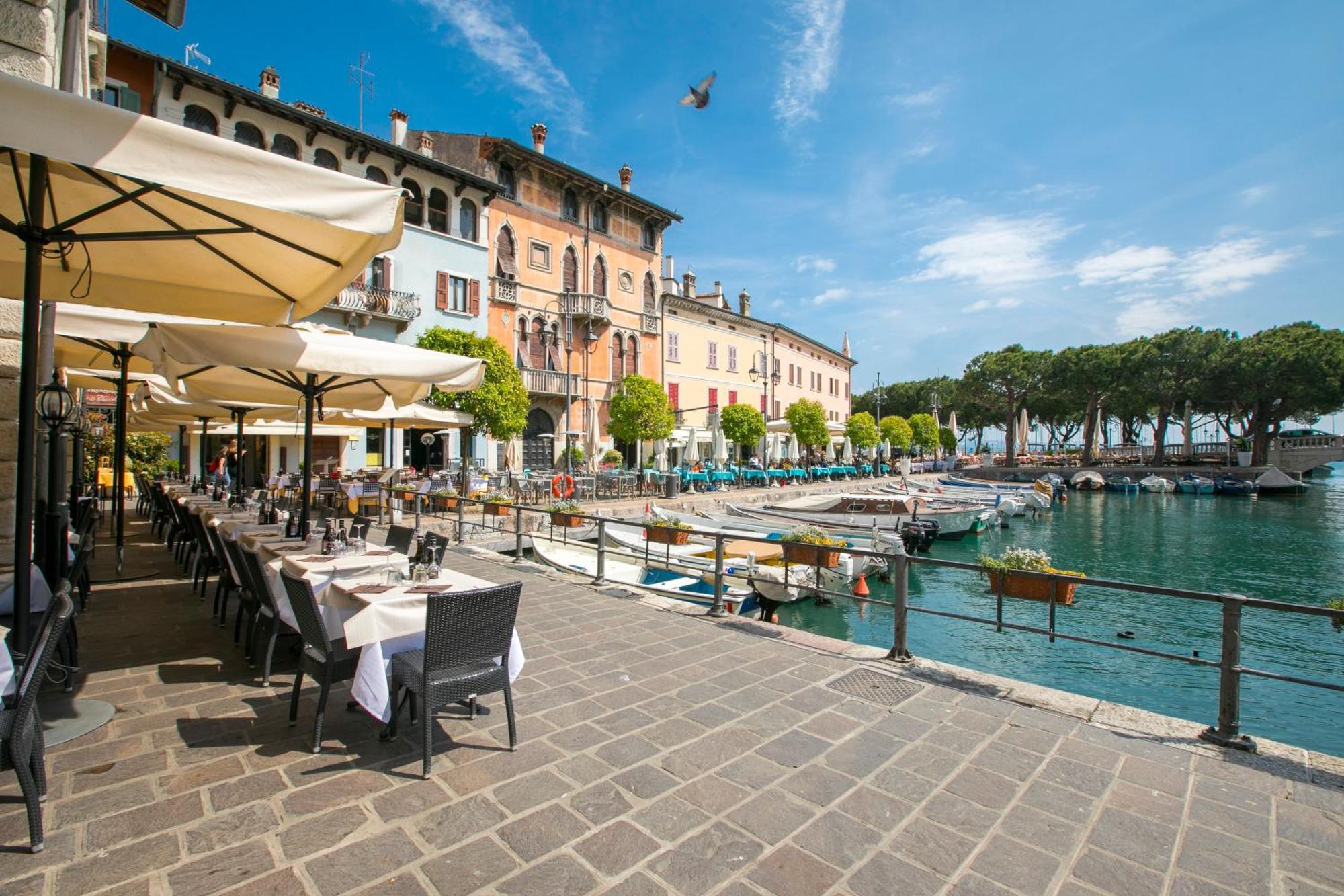 Casa Milly - Happy Rentals Desenzano del Garda Bagian luar foto